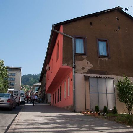 Bistrik Rose Apartment SJJ Eksteriør bilde